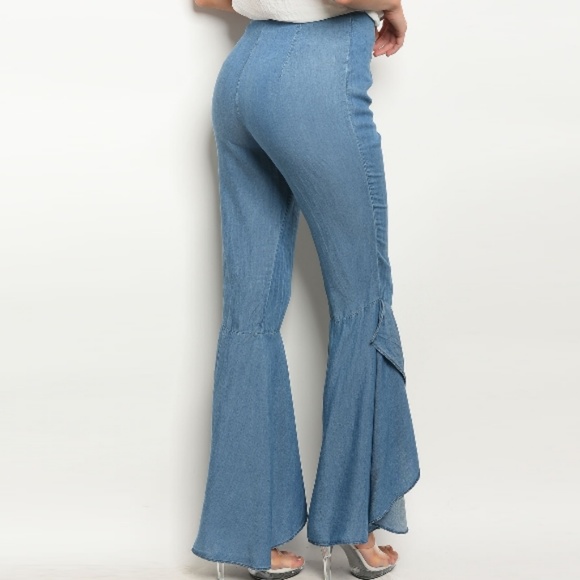 High/Low Flare Frayed Hem Jeans - Picture 3 of 7